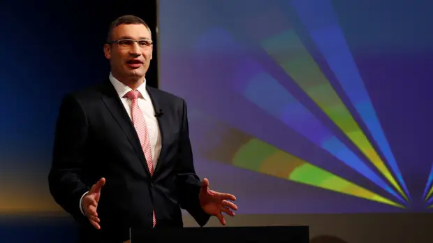 Кличко обратился к Порошенко из-за срыва отопительного сезона в городах Украины