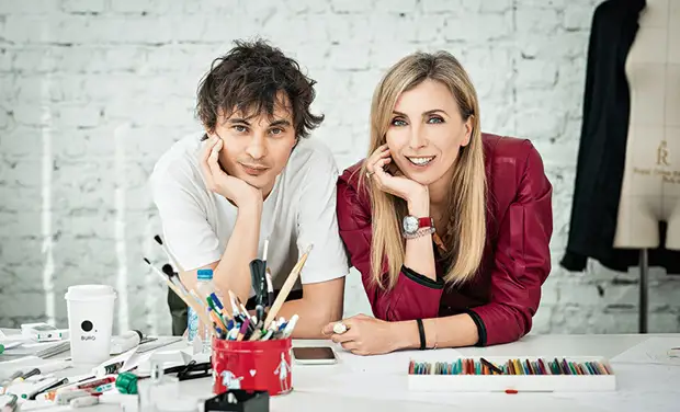 Интервью бузовой светлане бондарчук. Дизайнер интервью. Интервью Светлана Бондарчук платье бело голубое. Блог с интервью Светланы Бондарчук.