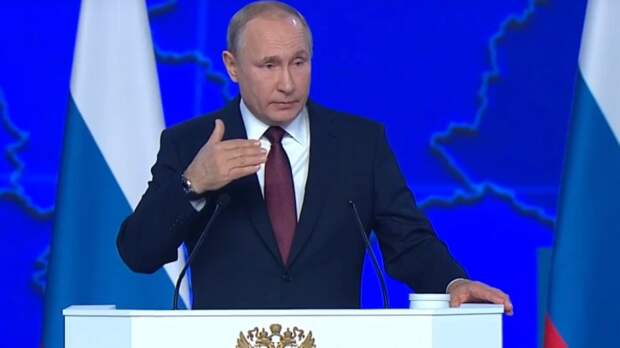 Пора избавиться от «мутных структур»: Путин призвал наладить механизм утилизации бытовых отходов
