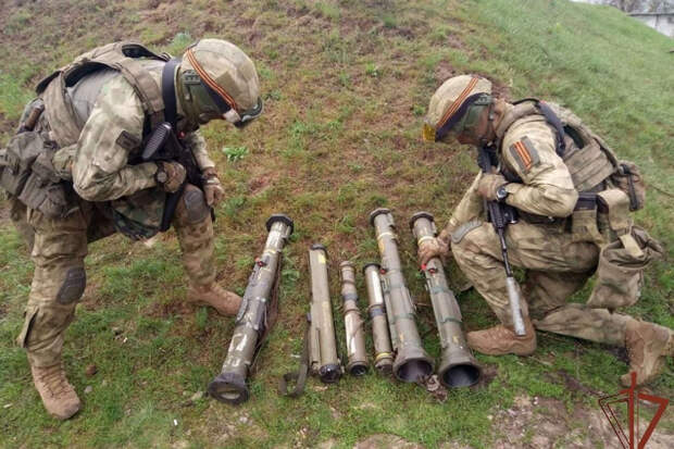 В ЛНР Росгвардия и ФСБ нашли схрон ВСУ с боеприпасами французского производства