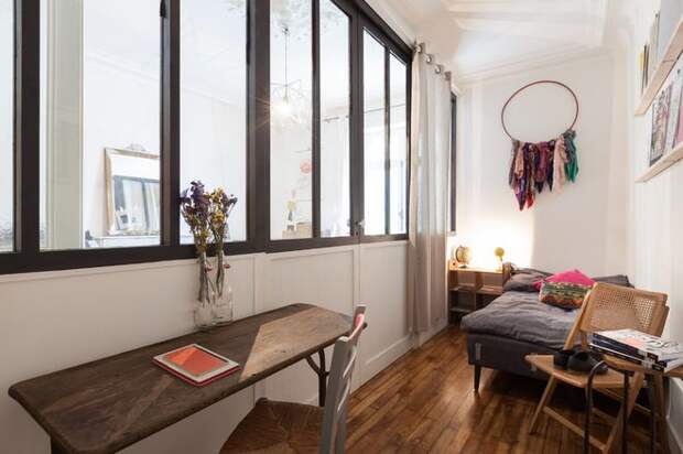 Не только стул: предметы в роли вешалки