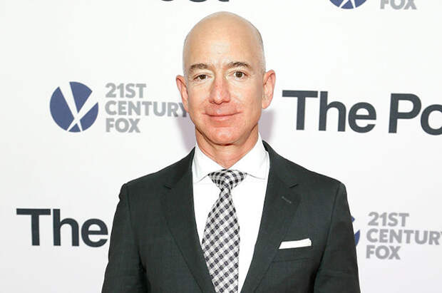 Джефф Безос заявил, что его шантажируют личными интимными фотографиями