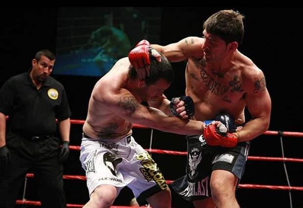 Боец MMA Диего Гарихо, который ведет двойную жизнь