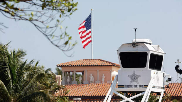 Вооруженный мужчина пытался проникнуть на территорию резиденции Трампа