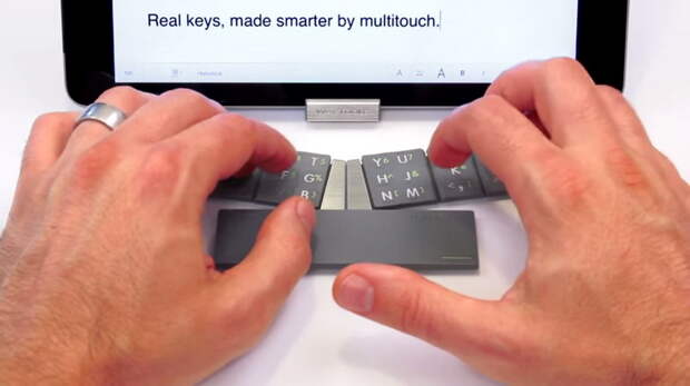 tiny-textblade-portable-keyboard-makes-tablet-typi_nmny.1920