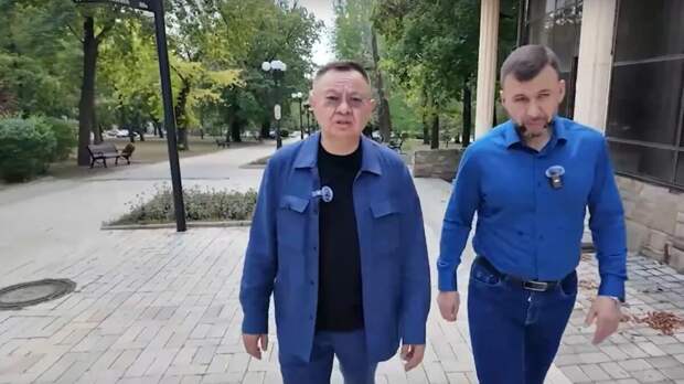 Глава ДНР Пушилин принял в Донецке министра строительства Файзуллина, и тот обещал помощь с водой. Скрин видео.