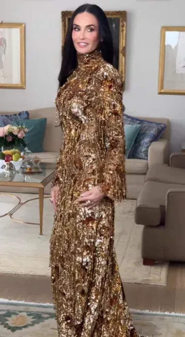Деми Мур