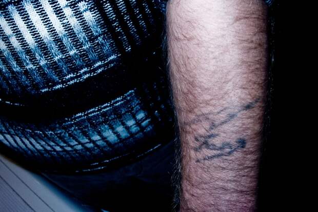 tattoos06 tattoos06 Обещал на руках носить