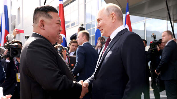 В Кремле анонсировали дружественный визит Путина в Северную Корею