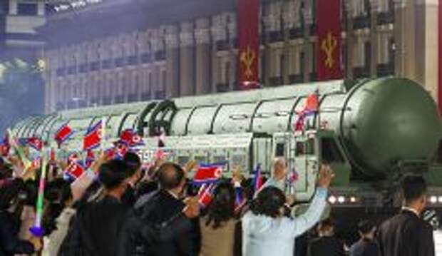 Запад в шоке: "Гиперзвуковой Ким Чен Ын" становится грандиозной проблемой для Америки