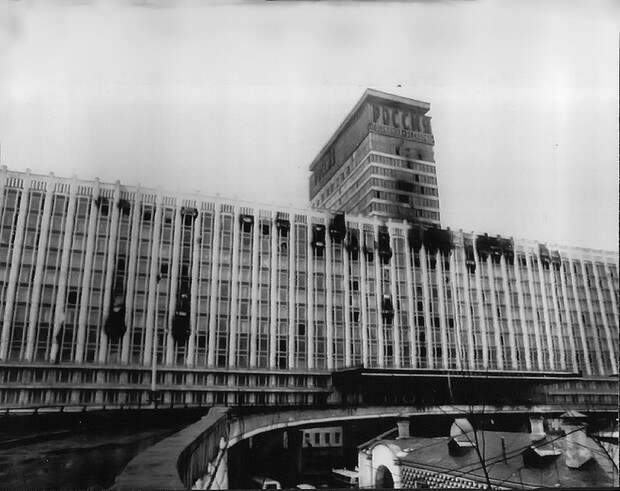 Фото №1 - Грандиозный пожар в гостинице «Россия» 25 февраля 1977 года
