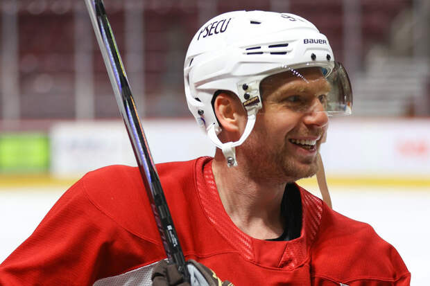 Кузнецов стал вторым игроком в НХЛ, реализовавшим буллит в последней игре серии