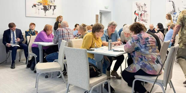 Проект "Перезвони сам" проведет игры по кибербезопасности для старшего поколения