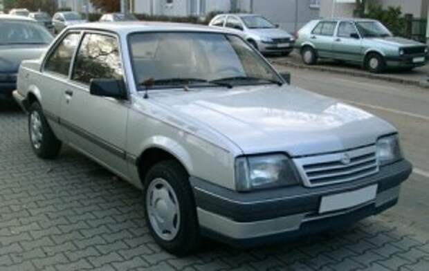 Opel_Ascona_front_20071115