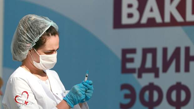 Мурашко дал совет тем, у кого после вакцинации держится температура 