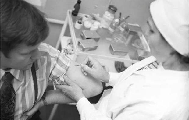 Я прививок не боюсь: если надо – уколюсь