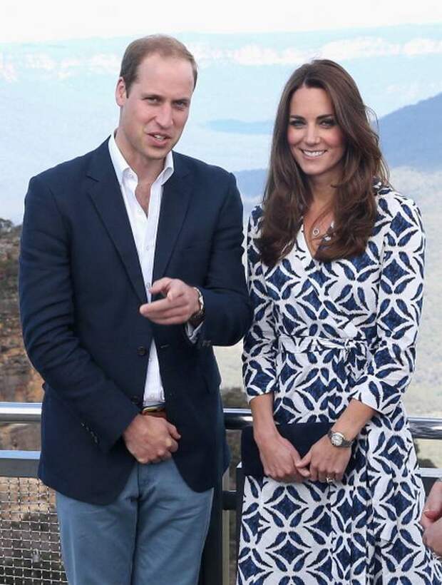 Kate Middleton Wore Diane Von Furstenberg Wrap Dress-08