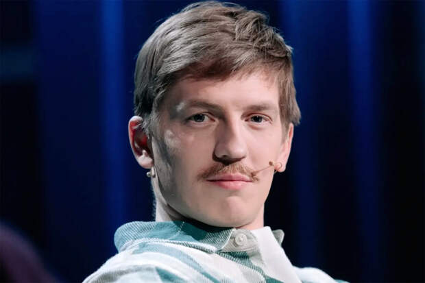 Mash: Комик Алексей Щербаков втайне устроил мини-тур по России