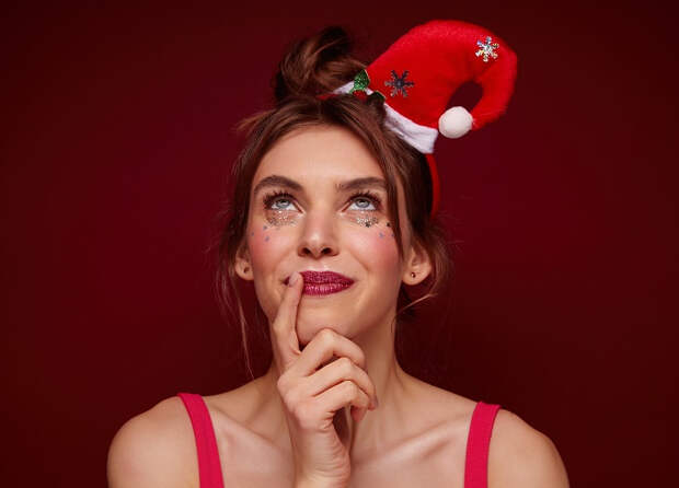 Как сделать так, чтобы новогодние желания и планы сбылись. Объясняет психолог