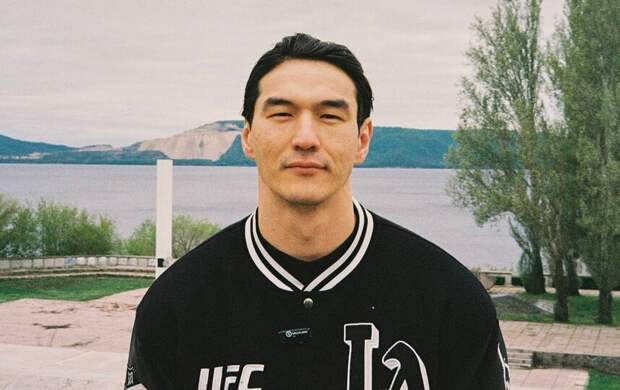 Комику Нурлану Сабурову запретили въезд в Россию на 50 лет