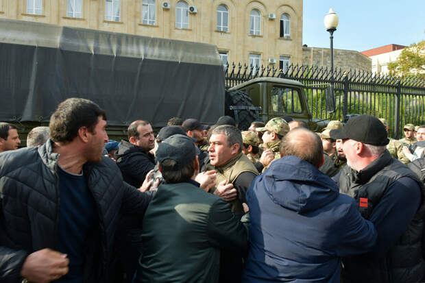 РБК: жители Сухума заявили о спокойной ситуации в городе, несмотря на митинг