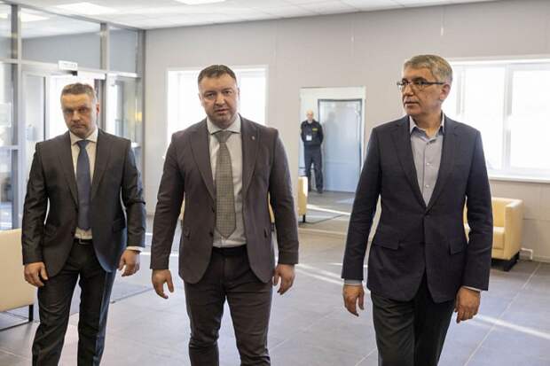 Губернатор Тульской области открыл новый модульный бассейн в поселке Петровский