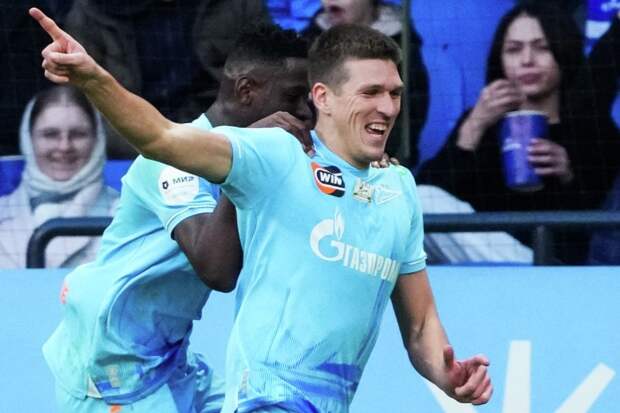 Нападающий «Зенита» Соболев вошел в «Клуб 100» российских бомбардиров