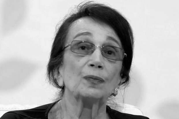 Цыганка с манежа, спасшая Баталова. Биография Гитаны Леонтенко