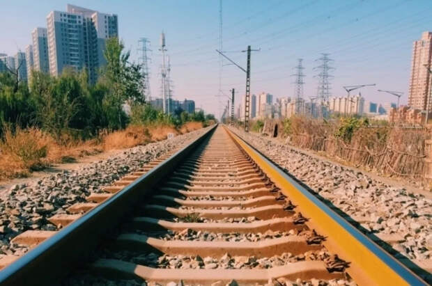Сход вагонов в Литве временно остановил железнодорожное сообщение с Калининградом
