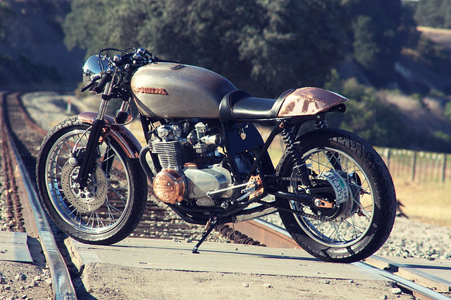 Honda CB550 caferacer by David Jeffers