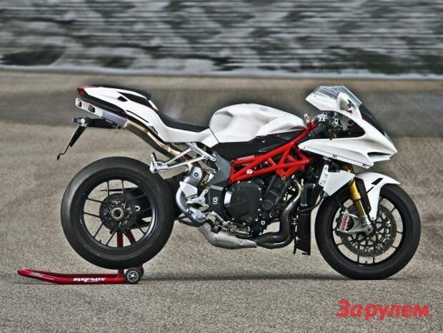 001_moto_1011_014
