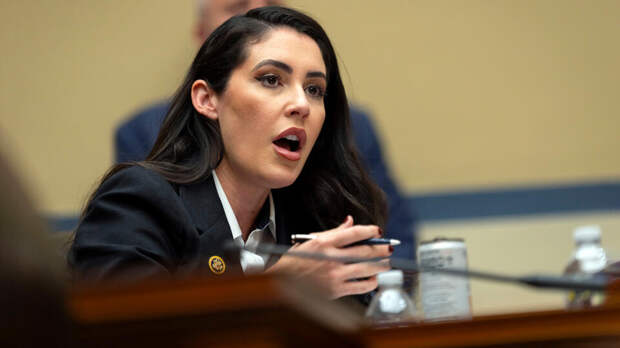 Конгрессменов США уличили в подкупе жертв домогательств