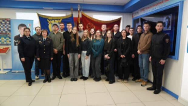 Свердловская полиция присоединилась к Всероссийской акции МВД России «Студенческий десант – 2026»