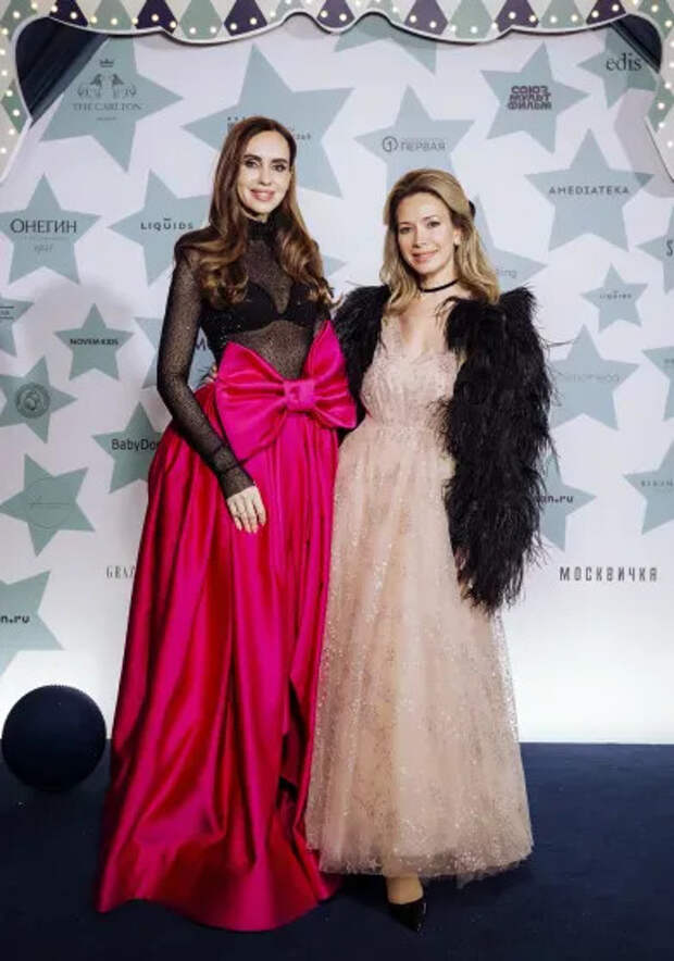 Юлиана Винер и Алина Ковалёва