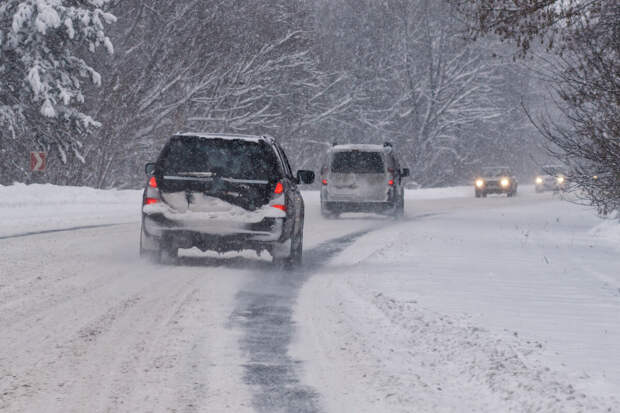 Депутат Делягин призвал построить дороги между селами России