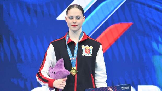 Ефимова и Козачук выиграли произвольную программу на ЧР по синхронному плаванию