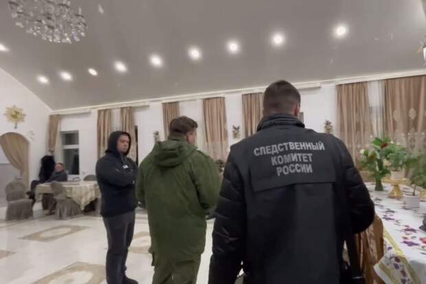 СМИ: цыгане из Коркино распродают свои дворцы