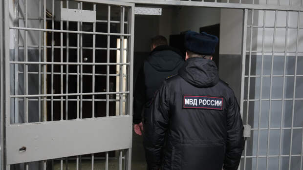 «Убивает какой-то дяденька»: подробности избиения ложкой для обуви в Ачинске