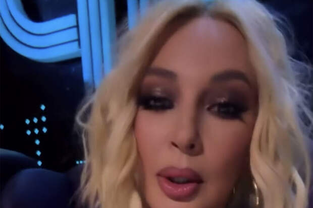 Телеведущая Лера Кудрявцева появилась в дерзком образе на съемках "Суперстара!"