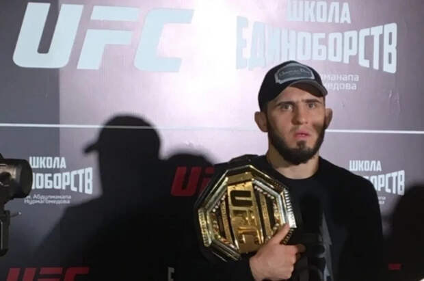 El Comercio: Чемпион UFC Махачев подерется с Моралесом в июле