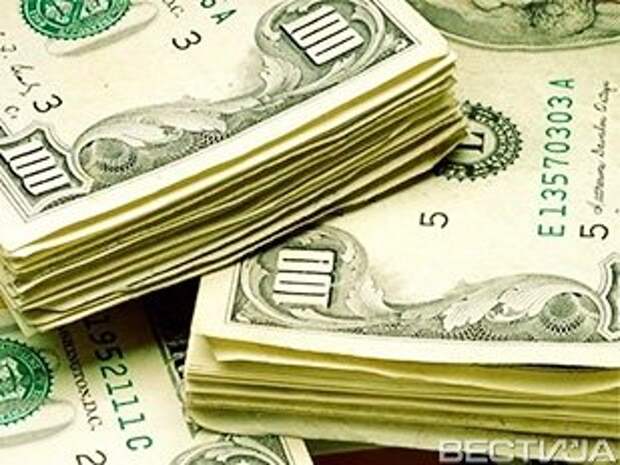 Доллар на межбанке стоит 13,6 гривен Доллар на межбанке стоит 13,6 гривен