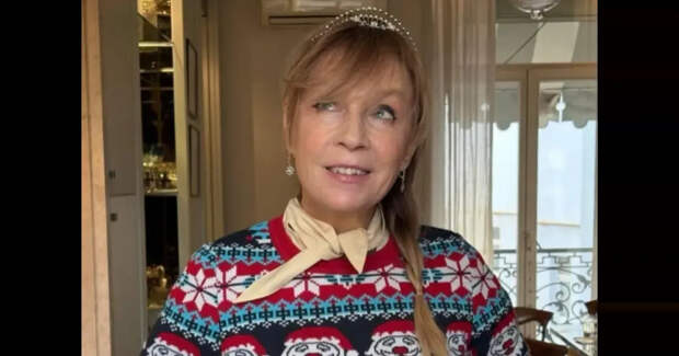 Алёна Долецкая обиделась на слова журнала "Сноб" о том, что её молодость "давно закончилась"