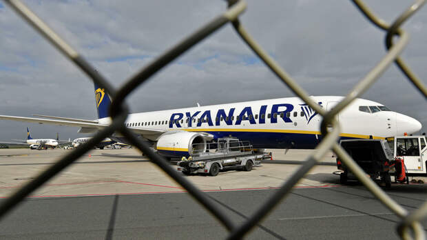 В Ирландии заявили о начале расследования ИКАО инцидента с Ryanair 