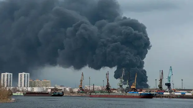 Угрозы для оборонного предприятия нет: что известно о пожаре в строении, примыкающем к «Красмашу»