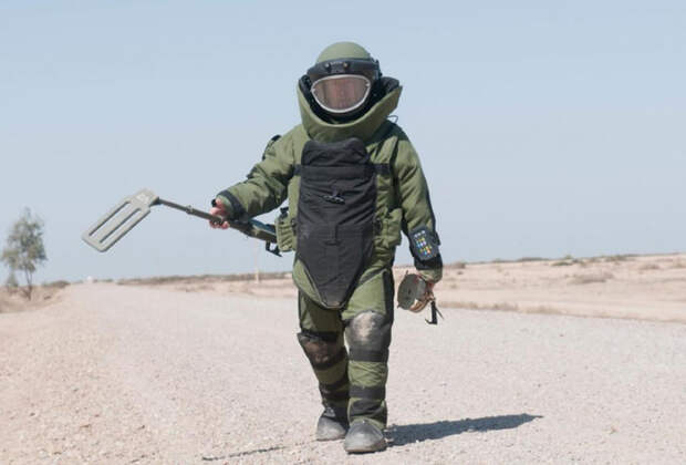 CE_ujLNUkAAtR-3.jpg.8481fbf43be98b41950e10406b0e2d01 (700x474, 182Kb)