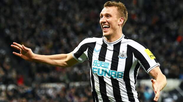 «МЮ» уступил «Ньюкаслу», играя больше половины матча в большинстве