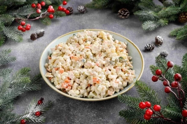 Шеф-повар Савельев раскрыл рецепт самого вкусного оливье