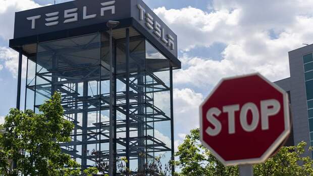 СМИ узнали об отказе бизнеса в ФРГ от Tesla из-за поддержки Маска партии АдГ