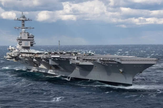 WSJ: на авианосце США Gerald Ford затопило систему канализации