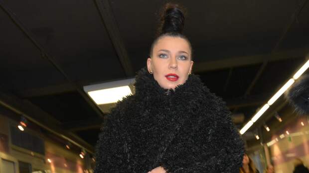 43-летняя Ёлка сообщила, что вышла замуж: видео